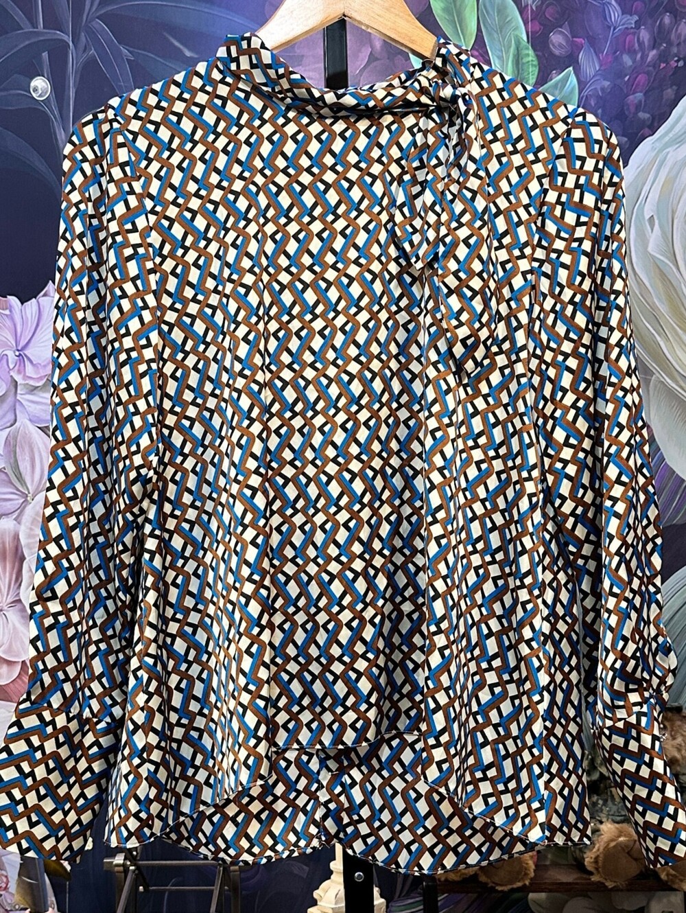 Zara XS Multicolor Geometric Print Blouse Button Front Crystal Buttons Tie Neck